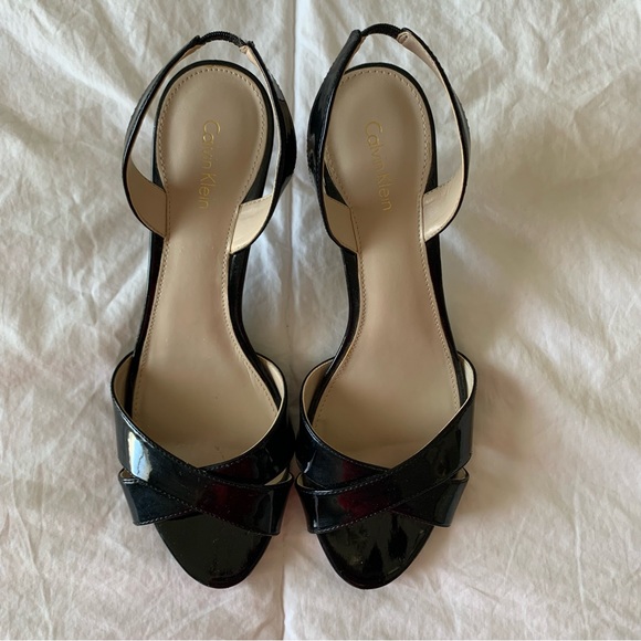 Calvin Klein Women’s Black Patent Slip-on Heels, open-toe sandal Sz 10 - Picture 2 of 8